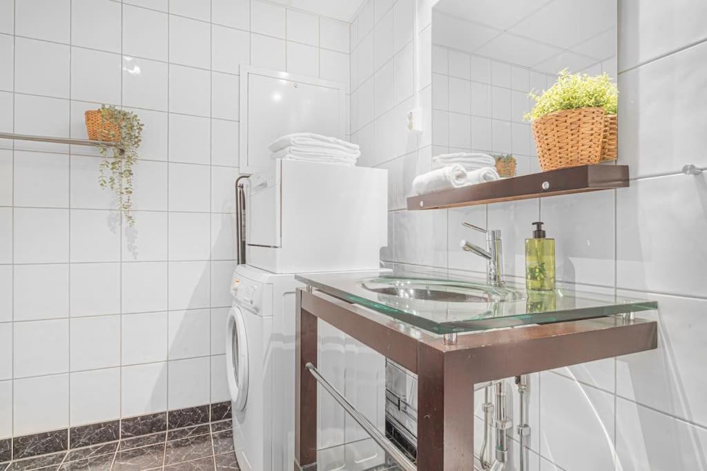 Ocean-View Haven: Take A Swim From Your Window! Bergen Eksteriør bilde